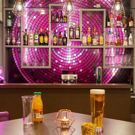 Comfort Hotel Orleans Olivet Оліве Екстер'єр фото