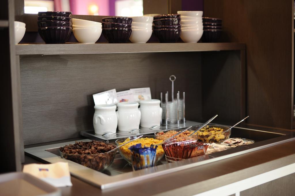 Comfort Hotel Orleans Olivet Оліве Екстер'єр фото